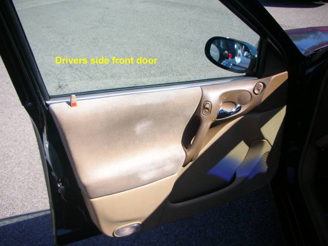 Saturn L Series 2000 photo 4