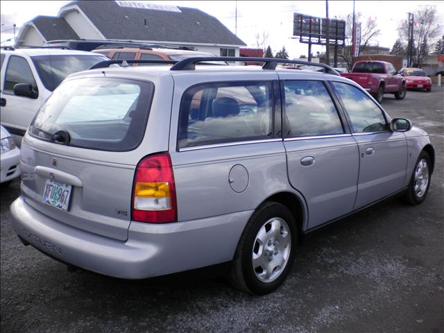 Saturn L Series 2000 photo 1