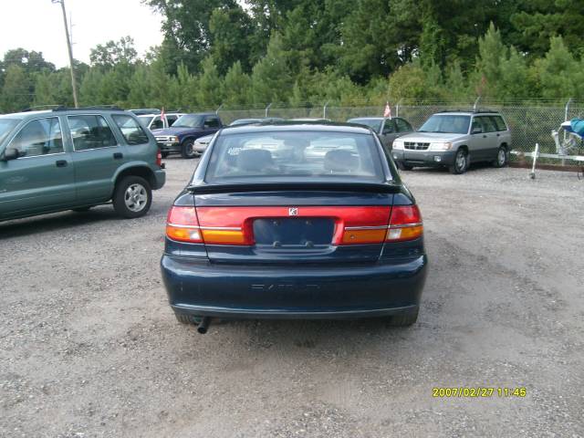Saturn L Series 2000 photo 2