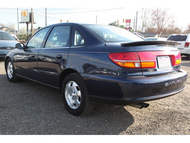 Saturn L Series 2000 photo 3