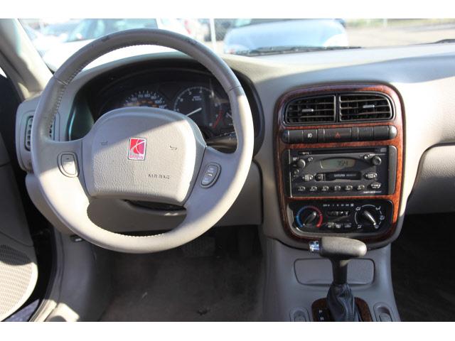 Saturn L Series 2000 photo 5