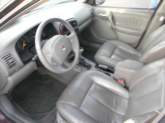 Saturn L Series 2000 photo 1