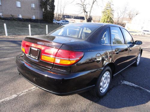 Saturn L Series 2000 photo 2