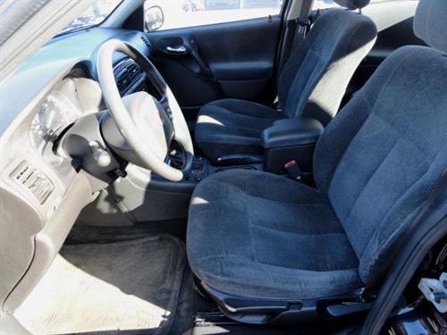 Saturn L Series 2000 photo 4