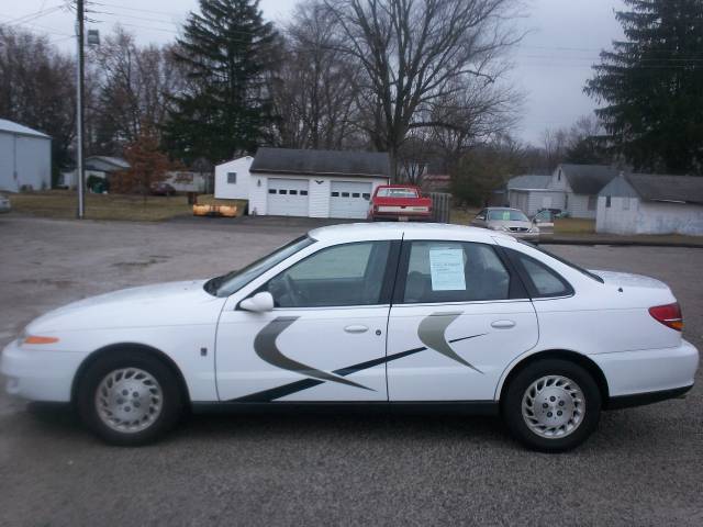 Saturn L Series 2000 photo 1