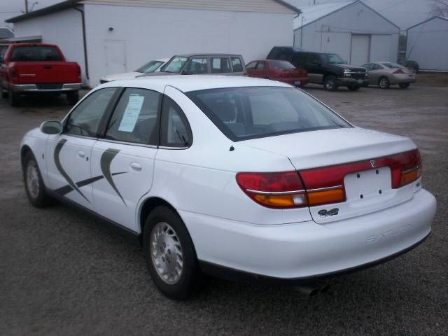Saturn L Series 2000 photo 2