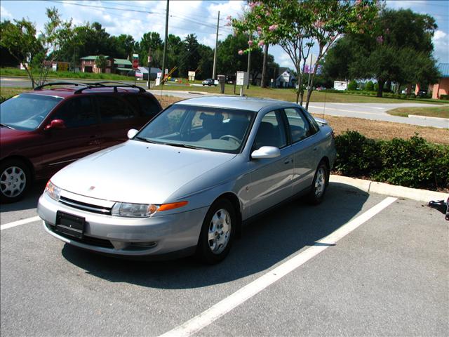 Saturn L Series 2000 photo 1