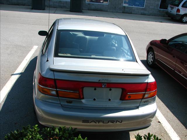Saturn L Series 2000 photo 2