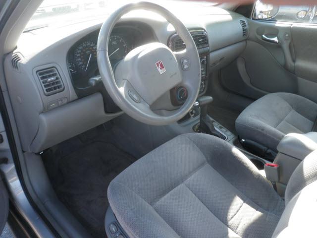 Saturn L Series 2000 photo 4