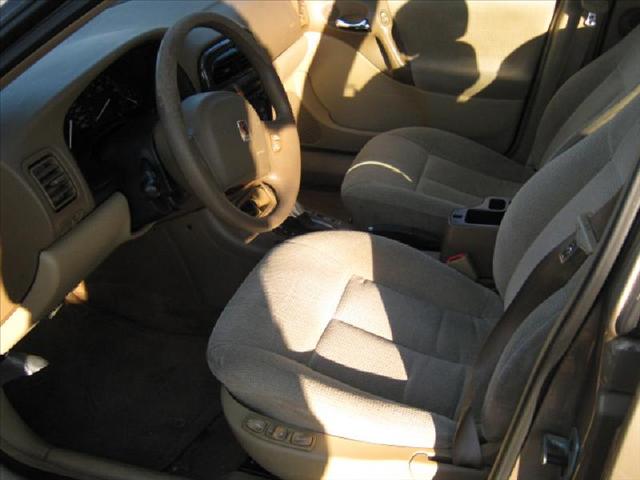 Saturn L Series 2000 photo 4