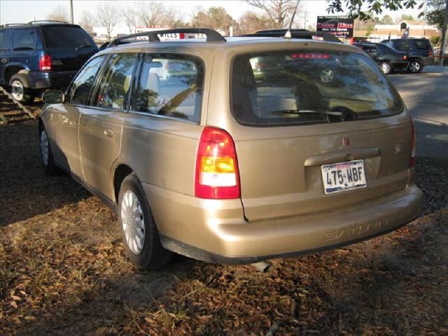 Saturn L Series 2000 photo 5