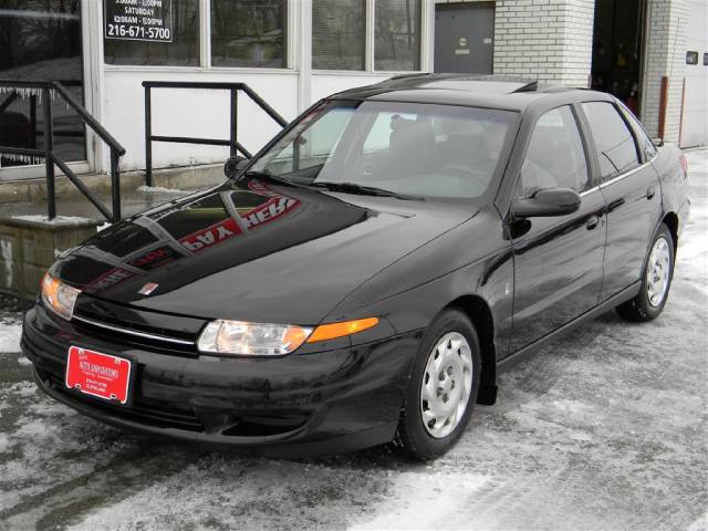 Saturn L Series 2000 photo 2