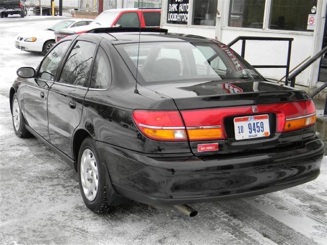 Saturn L Series 2000 photo 3