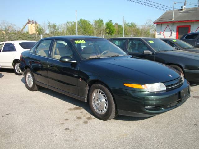 Saturn L Series 2000 photo 1