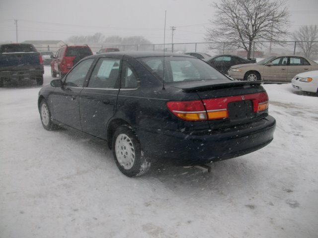 Saturn L Series 2000 photo 2