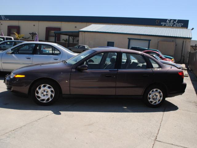 Saturn L Series 2000 photo 1