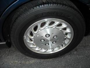 Saturn L Series 2000 photo 5