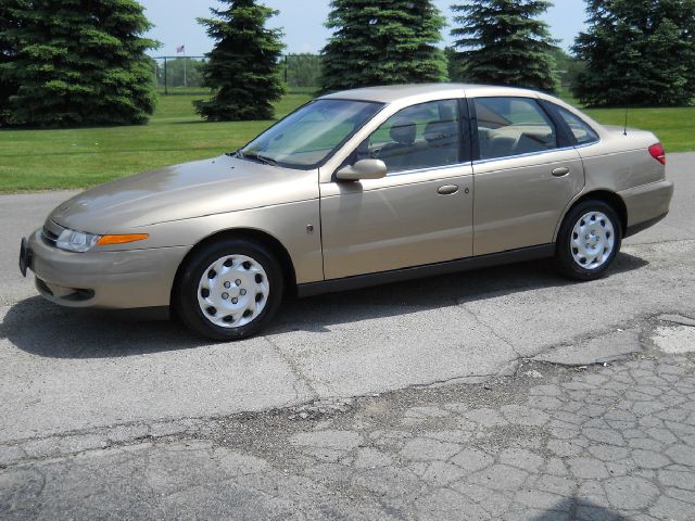 Saturn L Series 2000 photo 1