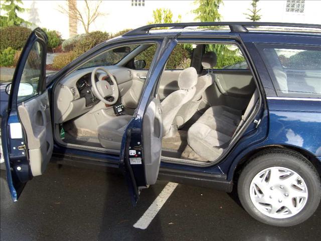 Saturn L Series 2000 photo 5