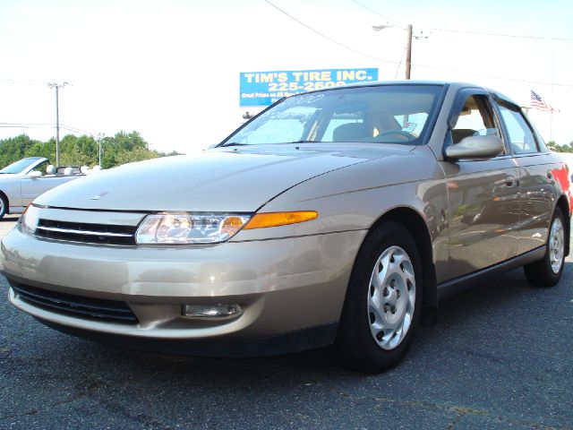 Saturn L Series 2000 photo 2