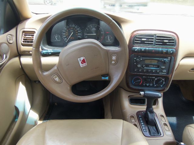 Saturn L Series 2001 photo 1