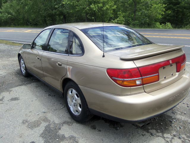 Saturn L Series 2001 photo 4
