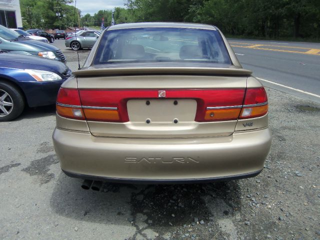 Saturn L Series 2001 photo 9