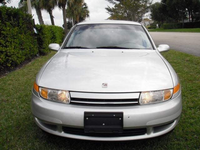 Saturn L Series 2001 photo 3