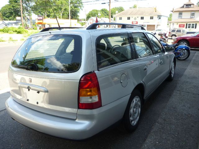 Saturn L Series 2001 photo 1