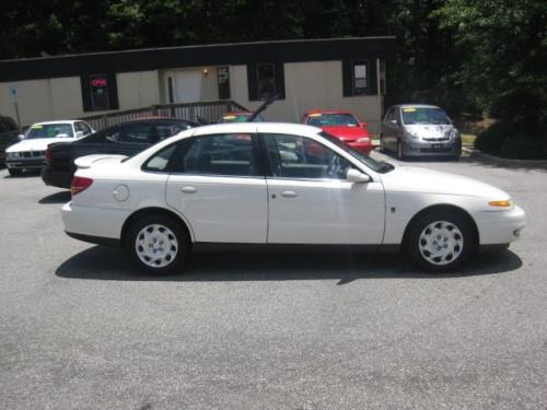 Saturn L Series 2001 photo 2