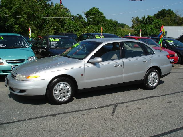 Saturn L Series 2002 photo 2