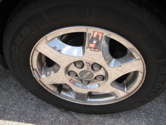 Saturn L Series 2002 photo 1