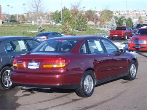 Saturn L Series 2002 photo 2