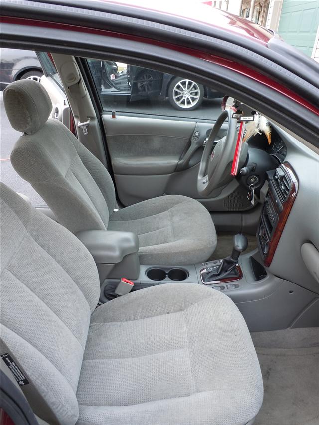 Saturn L Series 2002 photo 1