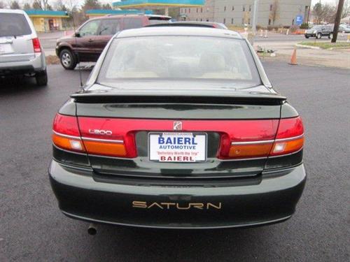 Saturn L Series 2002 photo 3