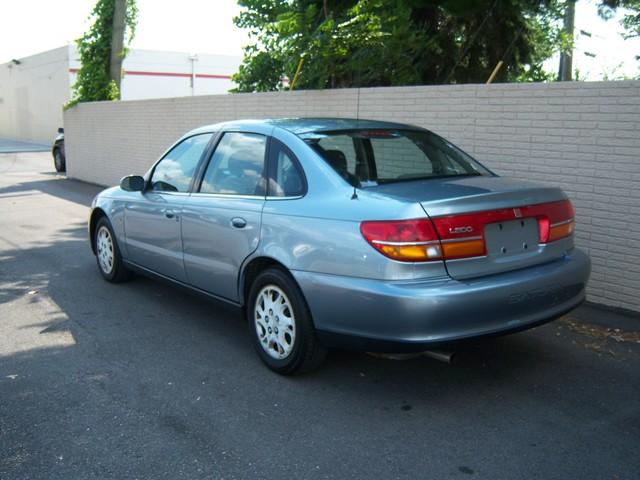 Saturn L Series 2002 photo 3