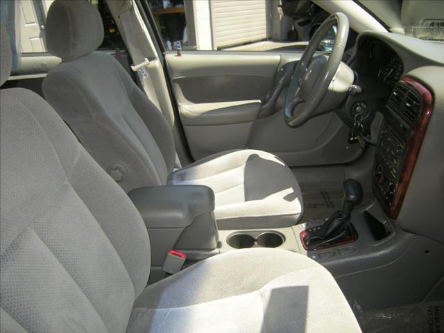 Saturn L Series 2002 photo 1