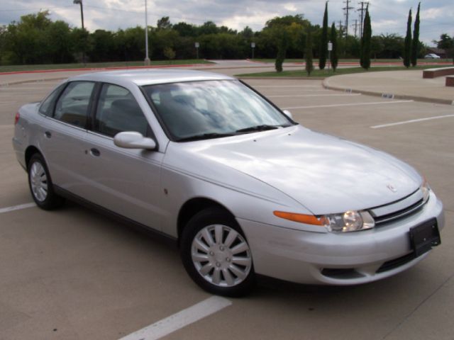 Saturn L Series 2002 photo 1