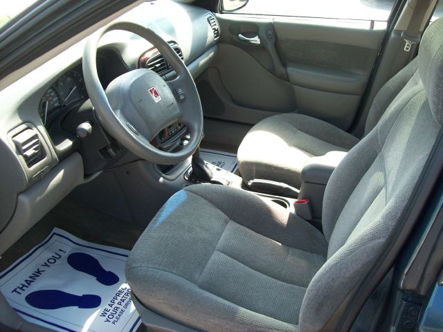 Saturn L Series 2002 photo 1