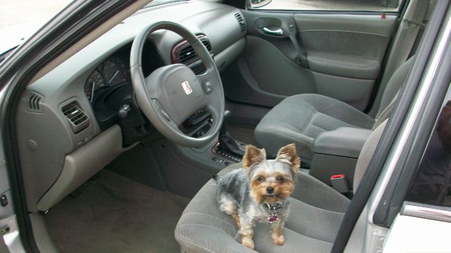 Saturn L Series Lariat/ SUN ROOF Sedan