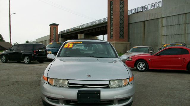 Saturn L Series 2002 photo 2