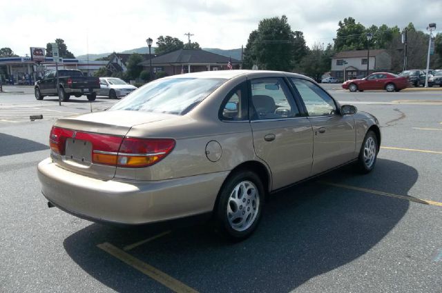 Saturn L Series 2002 photo 3