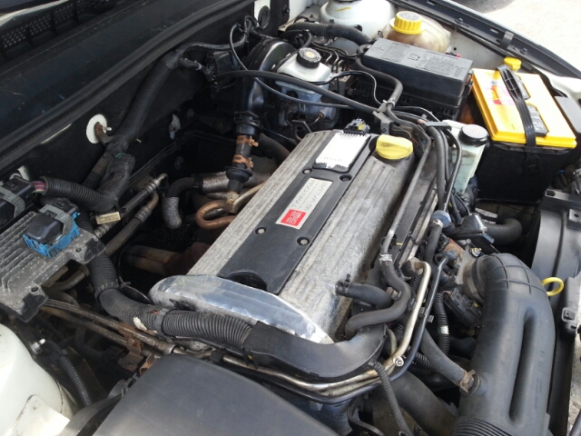 Saturn L Series 2002 photo 2