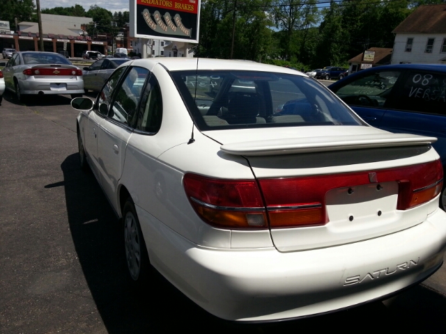 Saturn L Series 2002 photo 3
