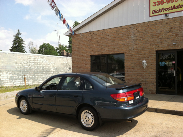 Saturn L Series ML32 Sedan