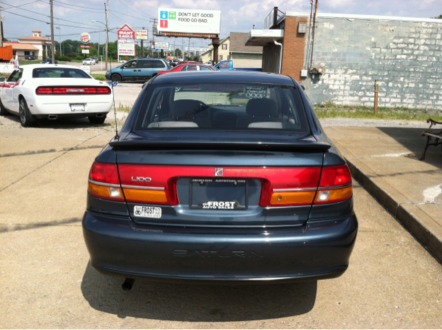 Saturn L Series 2002 photo 1