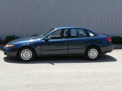 Saturn L Series 2002 photo 1