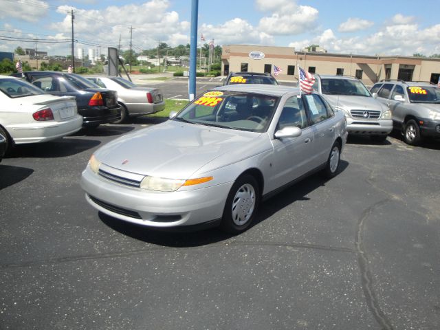 Saturn L Series 2002 photo 1