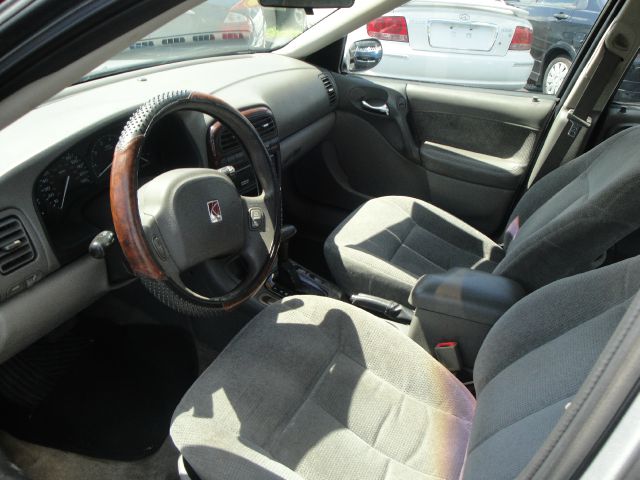 Saturn L Series 2002 photo 3