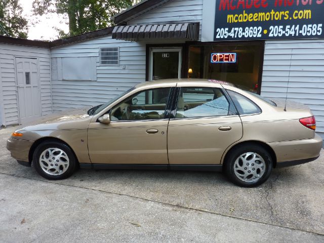 Saturn L Series Blk Ext With Silver Trin Sedan